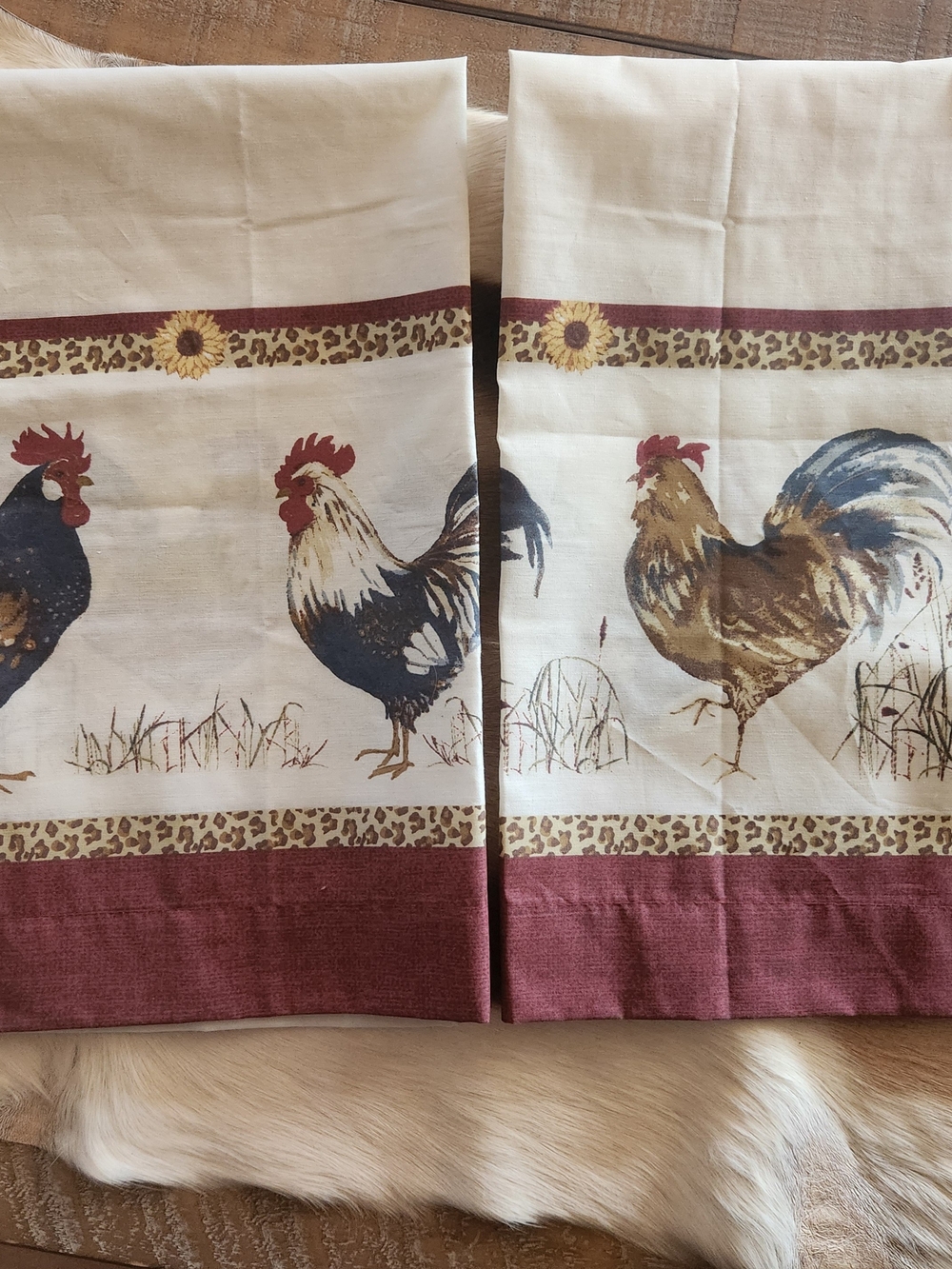 Farmhouse Rooster Curtains in Cream and Burgundy - Kitchen Set